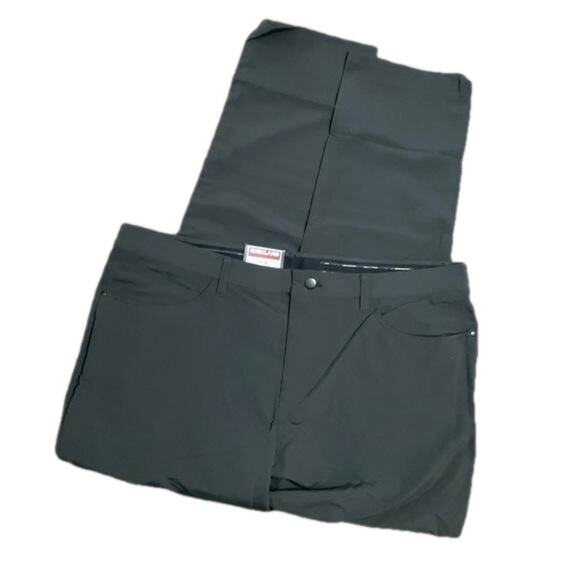 Kirkland Signature Men's Performance Golf Stretch Black Pant Size 40 X 32 NWT - Picture 4 of 9